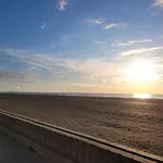 펜션 Maison De Climatisee Avec Piscine - St Pierre La Mer- 700m Saint-Pierre-la-Mer (Aude)