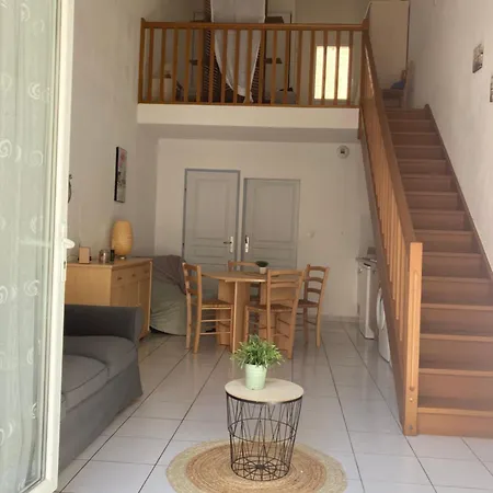 Maison De Climatisee Avec Piscine - St Pierre La Mer- 700m *