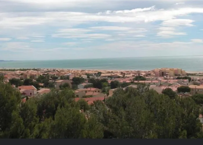 Maison De Climatisee Avec Piscine - St Pierre La Mer- 700m *
